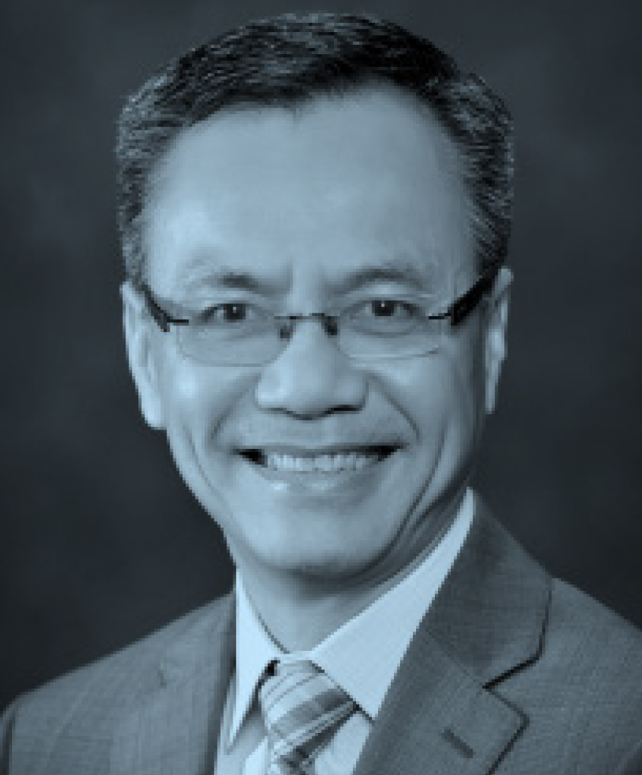 headshot of Lan Nguyen
