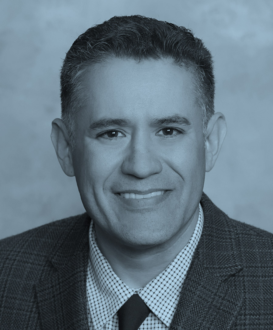 headshot of Moises Aguirre