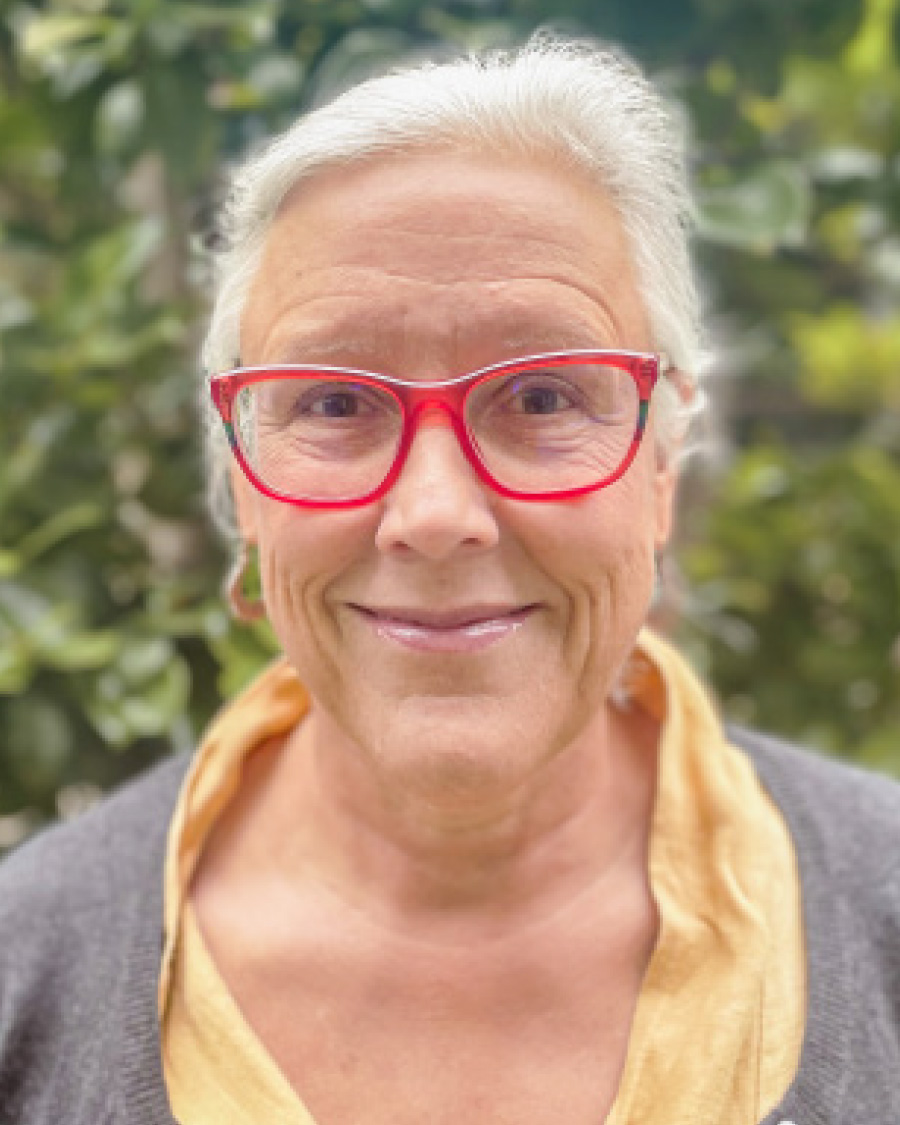 Christina Hecht headshot