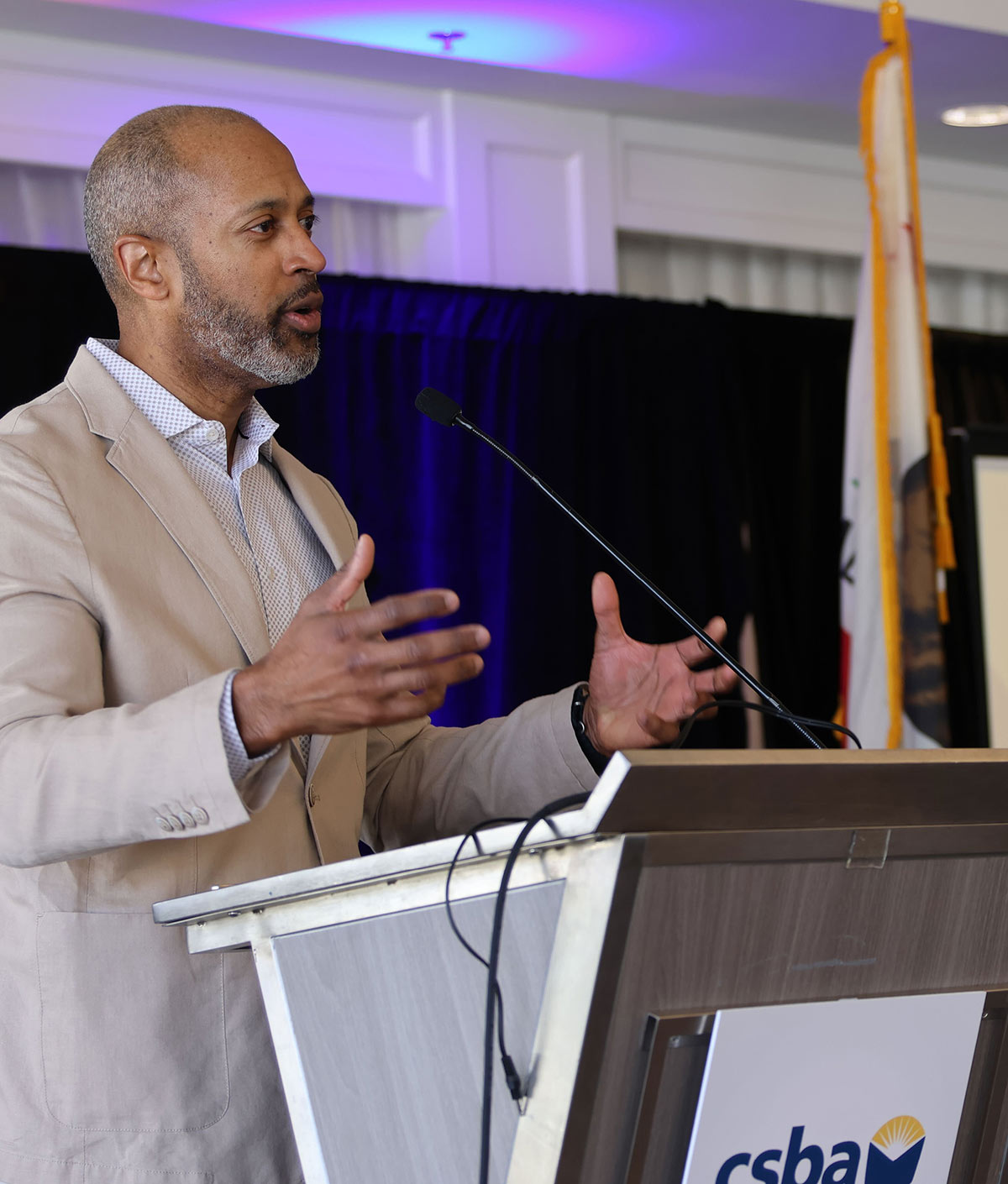 CSBA CEO & Executive Director Vernon M. Billy welcomes attendees gathered in San Diego March 11-12 for the CSBA Counties Governance Workshop