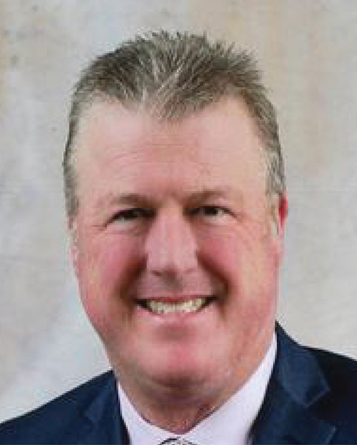 Merrill Grant headshot
